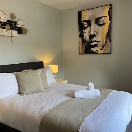 The Hillcrest, Luxury Accommodation In Castleblayney Town Kültér fotó